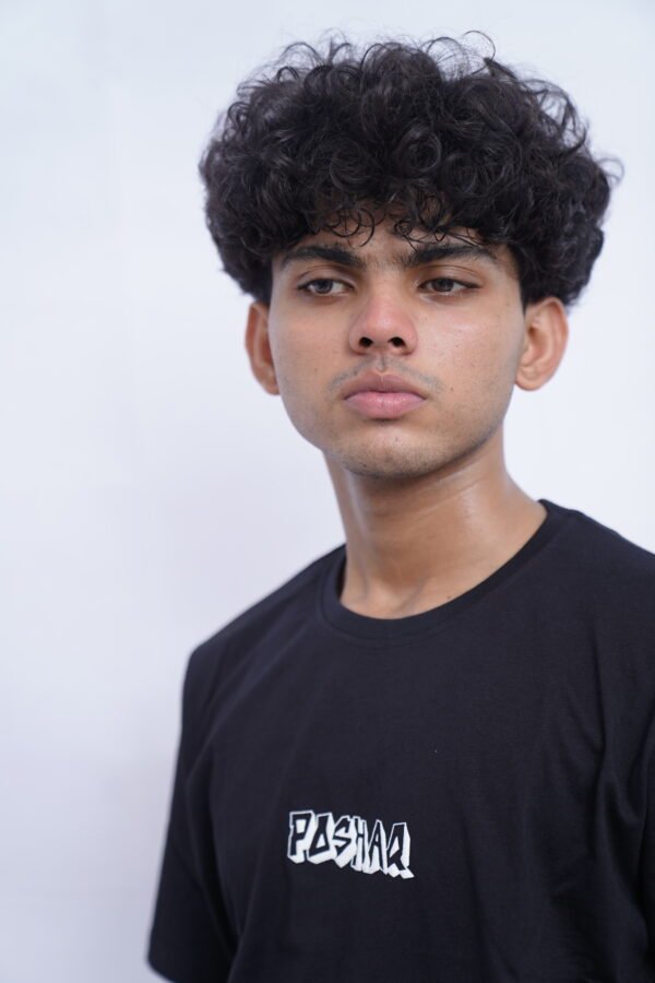 Black Regular Tee - Image 5