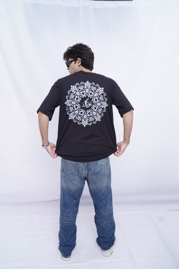 Noor-e-Nisa Tee - Image 4